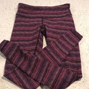 LULULEMON LEGGINGS SIZE 6